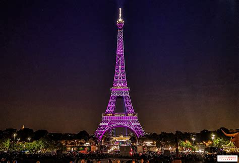 tour eiffel rose